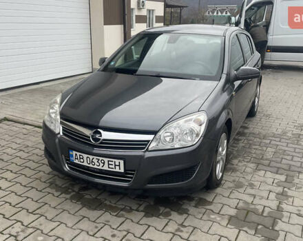Серый Опель Астра, объемом двигателя 1.7 л и пробегом 285 тыс. км за 5399 $, фото 1 на Automoto.ua