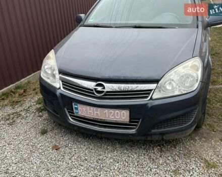 Серый Опель Астра, объемом двигателя 1.4 л и пробегом 224 тыс. км за 4250 $, фото 1 на Automoto.ua