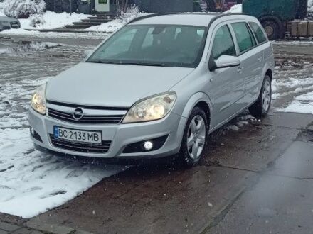 Серый Опель Астра, объемом двигателя 1.7 л и пробегом 196 тыс. км за 5250 $, фото 1 на Automoto.ua
