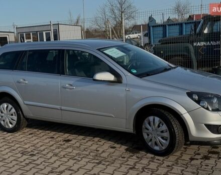 Серый Опель Астра, объемом двигателя 1.69 л и пробегом 315 тыс. км за 4800 $, фото 1 на Automoto.ua