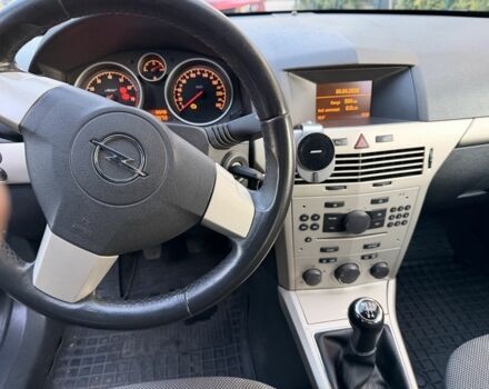 Сірий Опель Астра, об'ємом двигуна 1.6 л та пробігом 268 тис. км за 5100 $, фото 1 на Automoto.ua