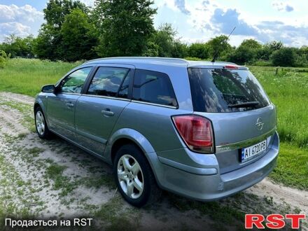 Опель Астра 2008 в Барышевке на Automoto.ua Серый Опель Астра, объемом двигателя 1.6 л и пробегом 203 тыс. км за 5200 $, фото 1 на Automoto.ua