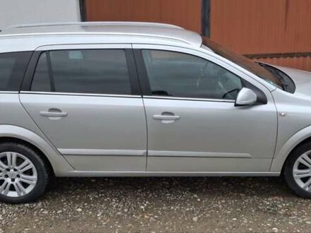 Сірий Опель Астра, об'ємом двигуна 1.69 л та пробігом 235 тис. км за 5000 $, фото 1 на Automoto.ua