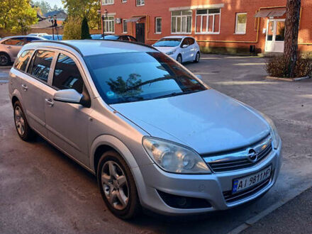 Опель Астра 2008 в Буче на Automoto.ua Серый Опель Астра, объемом двигателя 1.91 л и пробегом 220 тыс. км за 5500 $, фото 1 на Automoto.ua
