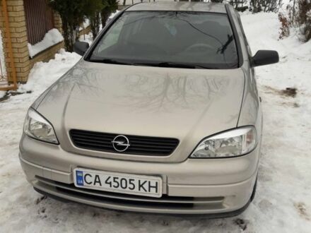 Сірий Опель Астра, об'ємом двигуна 1.6 л та пробігом 140 тис. км за 4300 $, фото 1 на Automoto.ua
