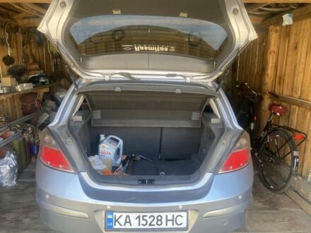 Опель Астра 2008 в Корюковке на Automoto.ua Серый Опель Астра, объемом двигателя 1.6 л и пробегом 230 тыс. км за 4500 $, фото 1 на Automoto.ua
