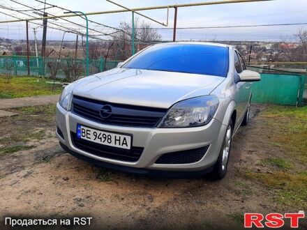 Серый Опель Астра, объемом двигателя 1.6 л и пробегом 240 тыс. км за 5500 $, фото 1 на Automoto.ua