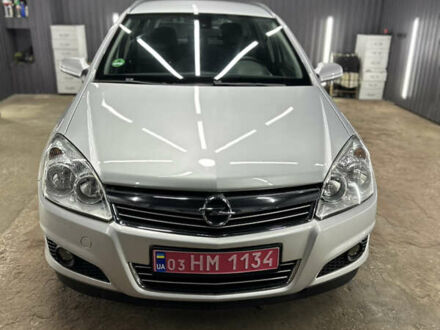 Сірий Опель Астра, об'ємом двигуна 1.6 л та пробігом 196 тис. км за 5850 $, фото 1 на Automoto.ua