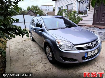 Опель Астра 2008 в Лебедине на Automoto.ua Серый Опель Астра, объемом двигателя 1.6 л и пробегом 200 тыс. км за 5350 $, фото 1 на Automoto.ua
