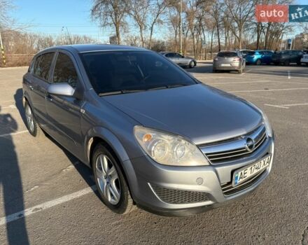 Сірий Опель Астра, об'ємом двигуна 1.69 л та пробігом 293 тис. км за 5200 $, фото 1 на Automoto.ua