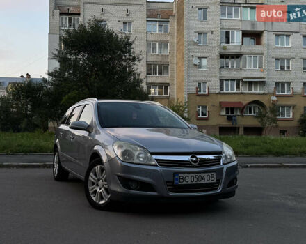 Сірий Опель Астра, об'ємом двигуна 1.69 л та пробігом 226 тис. км за 4499 $, фото 1 на Automoto.ua