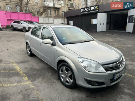 Серый Опель Астра, объемом двигателя 1.6 л и пробегом 168 тыс. км за 4599 $, фото 1 на Automoto.ua