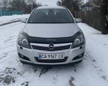 Серый Опель Астра, объемом двигателя 1.69 л и пробегом 330 тыс. км за 4800 $, фото 1 на Automoto.ua