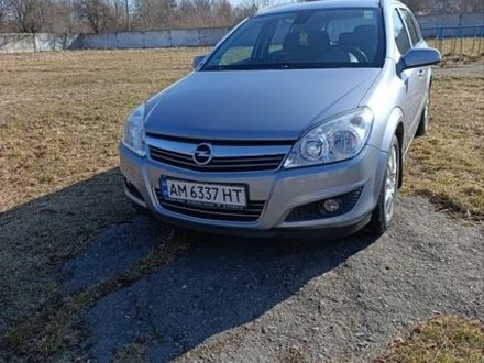Серый Опель Астра, объемом двигателя 1.6 л и пробегом 230 тыс. км за 5500 $, фото 1 на Automoto.ua