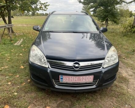 Серый Опель Астра, объемом двигателя 1.4 л и пробегом 224 тыс. км за 5250 $, фото 1 на Automoto.ua