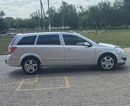Сірий Опель Астра, об'ємом двигуна 1.7 л та пробігом 265 тис. км за 4700 $, фото 1 на Automoto.ua
