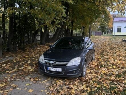Сірий Опель Астра, об'ємом двигуна 1.6 л та пробігом 217 тис. км за 4200 $, фото 1 на Automoto.ua