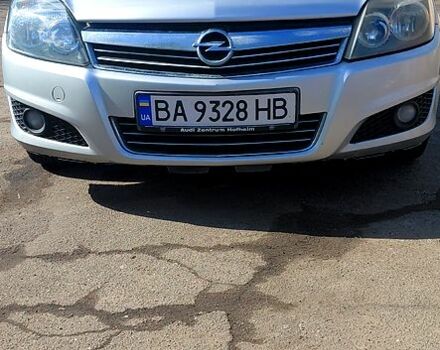 Серый Опель Астра, объемом двигателя 1.7 л и пробегом 237 тыс. км за 4700 $, фото 1 на Automoto.ua