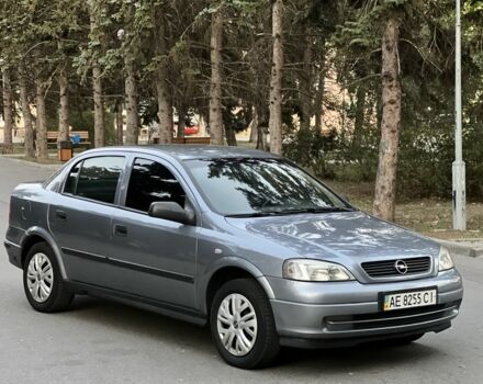 Сірий Опель Астра, об'ємом двигуна 1.4 л та пробігом 400 тис. км за 3850 $, фото 1 на Automoto.ua