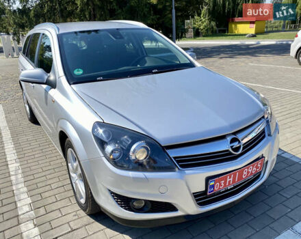 Сірий Опель Астра, об'ємом двигуна 1.6 л та пробігом 190 тис. км за 5200 $, фото 1 на Automoto.ua