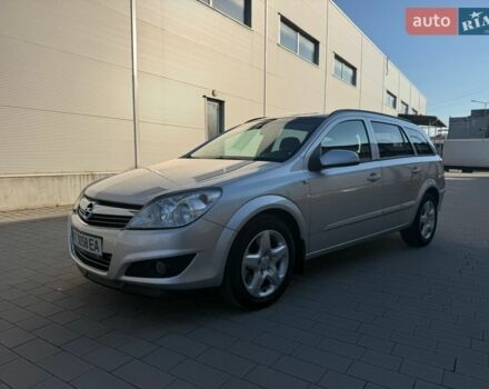 Серый Опель Астра, объемом двигателя 1.9 л и пробегом 216 тыс. км за 6350 $, фото 1 на Automoto.ua