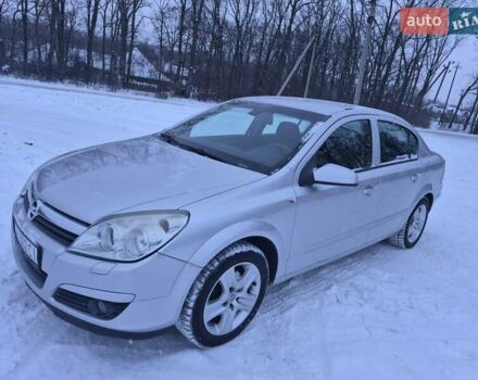 Сірий Опель Астра, об'ємом двигуна 1.6 л та пробігом 215 тис. км за 5850 $, фото 1 на Automoto.ua