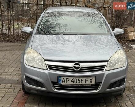 Серый Опель Астра, объемом двигателя 1.36 л и пробегом 260 тыс. км за 4500 $, фото 1 на Automoto.ua