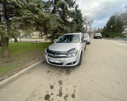 Серый Опель Астра, объемом двигателя 1.9 л и пробегом 273 тыс. км за 6300 $, фото 1 на Automoto.ua