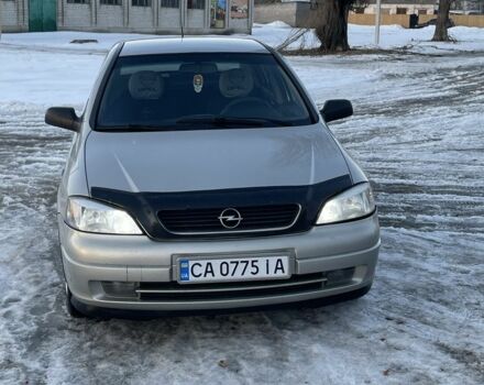 Сірий Опель Астра, об'ємом двигуна 1.6 л та пробігом 200 тис. км за 4500 $, фото 1 на Automoto.ua