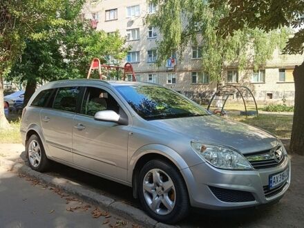 Сірий Опель Астра, об'ємом двигуна 1.6 л та пробігом 303 тис. км за 5600 $, фото 1 на Automoto.ua
