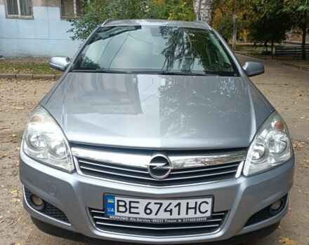 Серый Опель Астра, объемом двигателя 0 л и пробегом 300 тыс. км за 6400 $, фото 1 на Automoto.ua