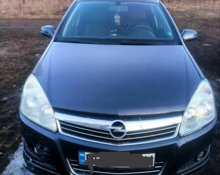 Серый Опель Астра, объемом двигателя 1.7 л и пробегом 260 тыс. км за 5100 $, фото 1 на Automoto.ua
