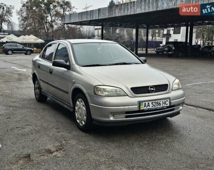 Сірий Опель Астра, об'ємом двигуна 0 л та пробігом 200 тис. км за 2900 $, фото 1 на Automoto.ua