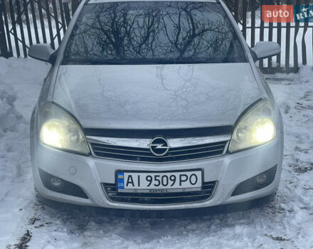 Серый Опель Астра, объемом двигателя 1.69 л и пробегом 260 тыс. км за 5350 $, фото 1 на Automoto.ua
