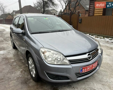 Серый Опель Астра, объемом двигателя 1.8 л и пробегом 203 тыс. км за 6050 $, фото 1 на Automoto.ua