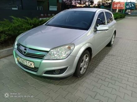 Серый Опель Астра, объемом двигателя 1.6 л и пробегом 158 тыс. км за 4500 $, фото 1 на Automoto.ua