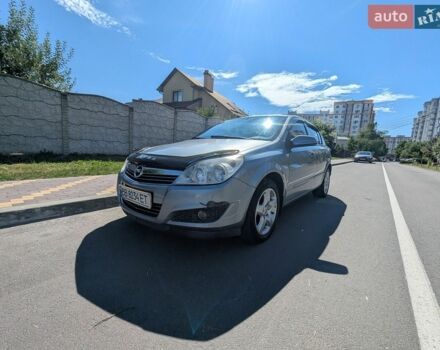 Серый Опель Астра, объемом двигателя 1.6 л и пробегом 169 тыс. км за 5000 $, фото 1 на Automoto.ua