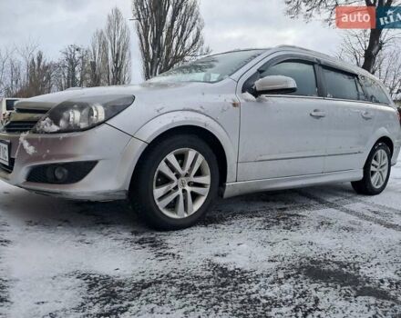 Серый Опель Астра, объемом двигателя 1.6 л и пробегом 260 тыс. км за 4800 $, фото 1 на Automoto.ua