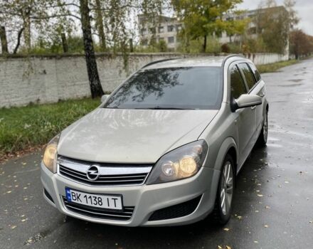 Сірий Опель Астра, об'ємом двигуна 1.7 л та пробігом 300 тис. км за 4550 $, фото 1 на Automoto.ua