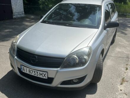 Опель Астра 2008 в Василькове на Automoto.ua Серый Опель Астра, объемом двигателя 1.7 л и пробегом 238 тыс. км за 5950 $, фото 1 на Automoto.ua