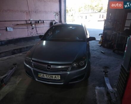Сірий Опель Астра, об'ємом двигуна 1.6 л та пробігом 322 тис. км за 4200 $, фото 1 на Automoto.ua