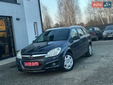 Серый Опель Астра, объемом двигателя 1.6 л и пробегом 290 тыс. км за 5000 $, фото 1 на Automoto.ua
