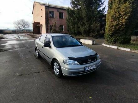 Сірий Опель Астра, об'ємом двигуна 1.6 л та пробігом 198 тис. км за 4600 $, фото 1 на Automoto.ua