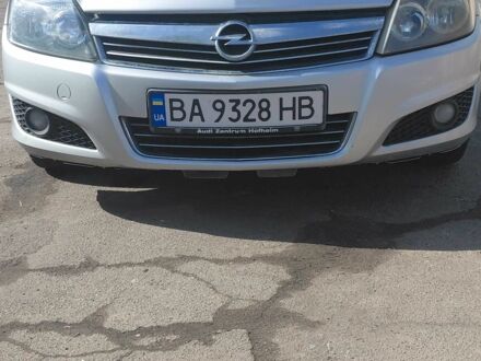 Сірий Опель Астра, об'ємом двигуна 1.7 л та пробігом 237 тис. км за 4700 $, фото 1 на Automoto.ua