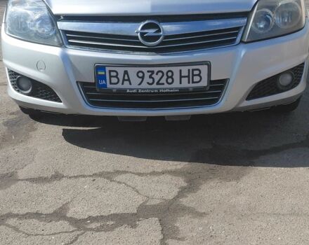 Сірий Опель Астра, об'ємом двигуна 1.7 л та пробігом 237 тис. км за 4700 $, фото 1 на Automoto.ua