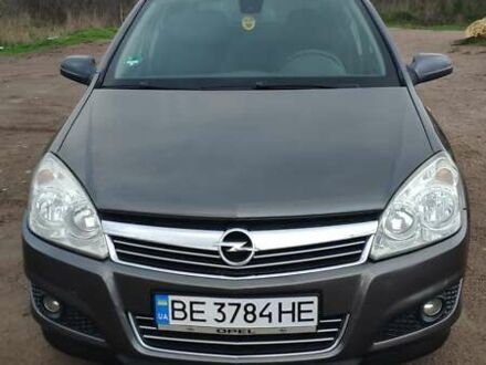 Серый Опель Астра, объемом двигателя 1.8 л и пробегом 196 тыс. км за 7300 $, фото 1 на Automoto.ua