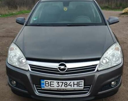 Серый Опель Астра, объемом двигателя 1.8 л и пробегом 196 тыс. км за 7300 $, фото 1 на Automoto.ua
