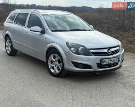 Серый Опель Астра, объемом двигателя 1.7 л и пробегом 236 тыс. км за 4999 $, фото 1 на Automoto.ua