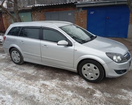 Серый Опель Астра, объемом двигателя 0 л и пробегом 260 тыс. км за 4950 $, фото 1 на Automoto.ua