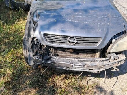 Серый Опель Астра, объемом двигателя 0 л и пробегом 135 тыс. км за 1000 $, фото 1 на Automoto.ua